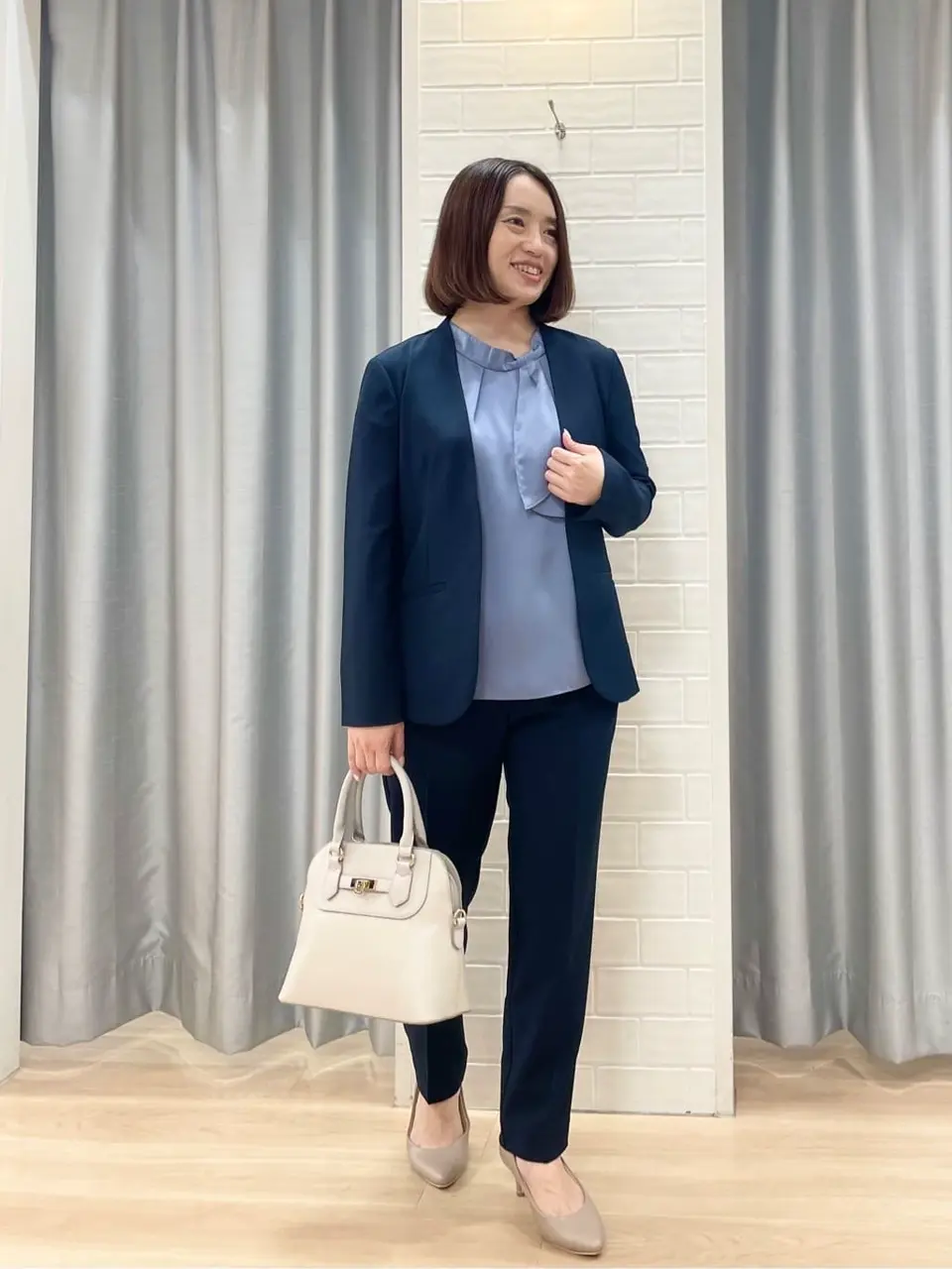 ANY SIS 丸岡 コーディネート画像