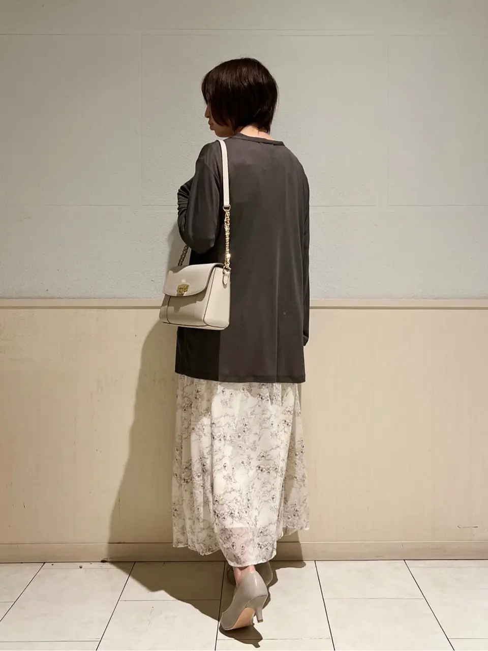 ANY SIS 村上 コーディネート画像