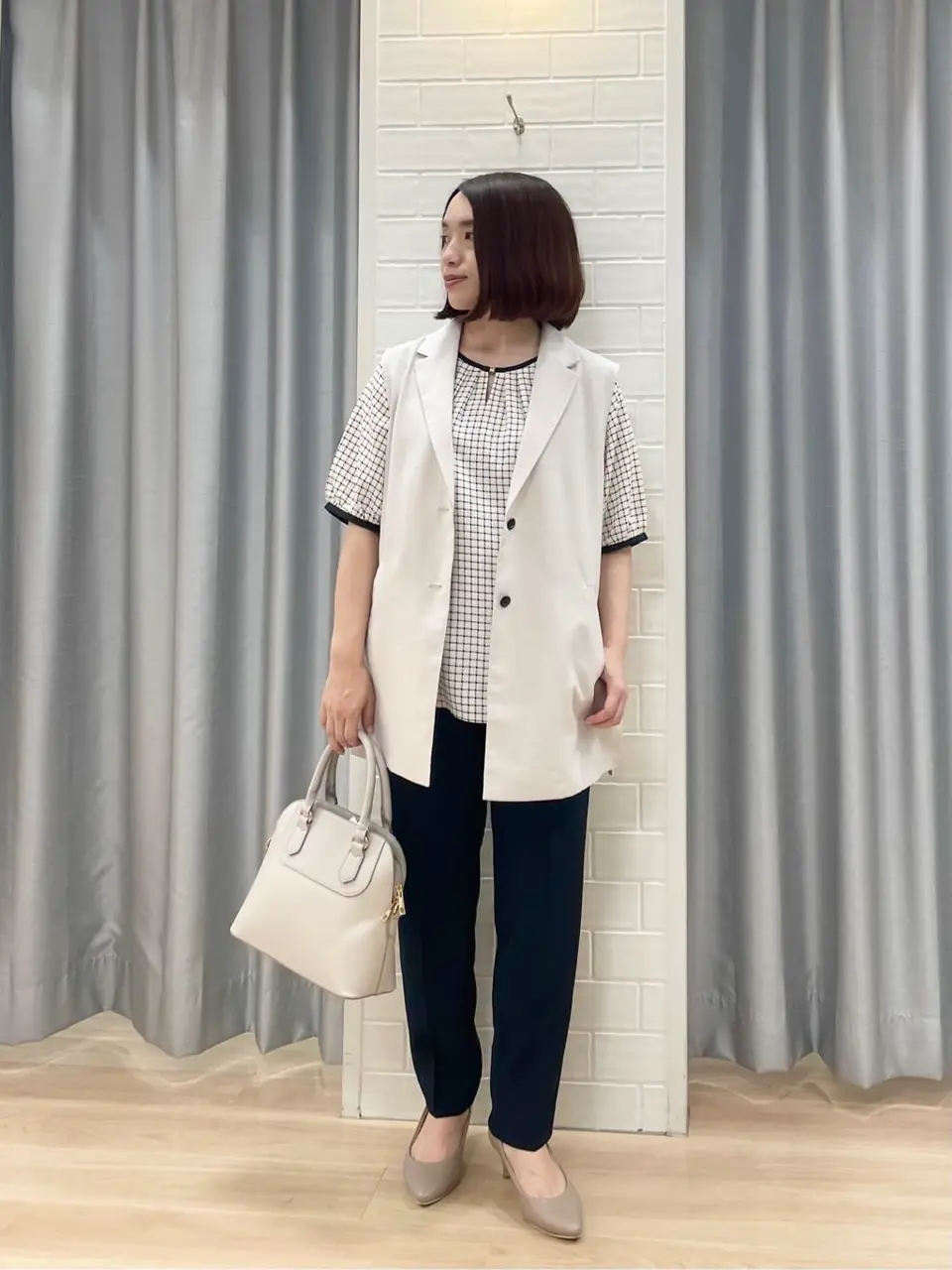 ANY SIS 丸岡 コーディネート画像