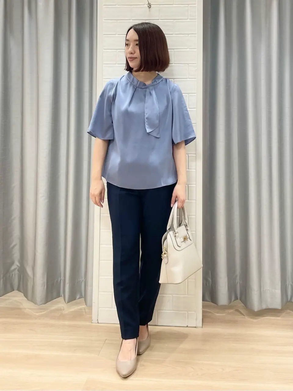 ANY SIS 丸岡 コーディネート画像