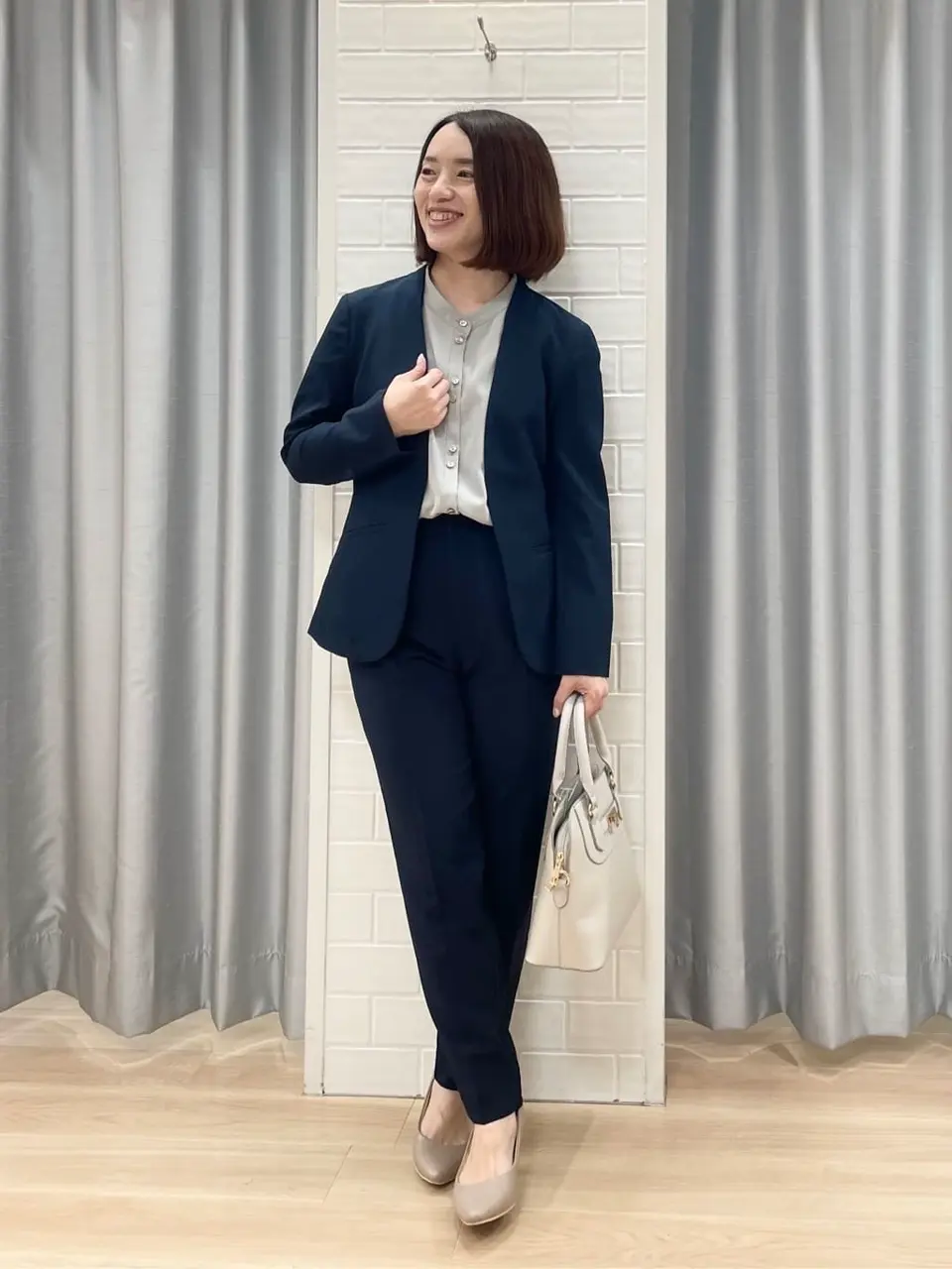 ANY SIS 丸岡 コーディネート画像