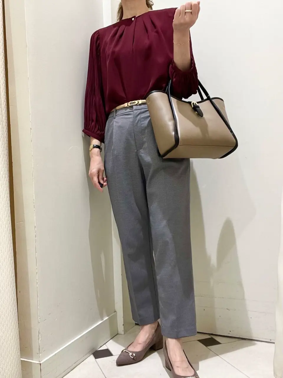 ANY SIS スタッフ コーディネート画像