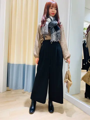 ANY SIS スタッフ コーディネート画像