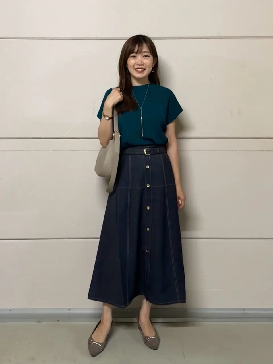 ANY SIS みぃ コーディネート画像