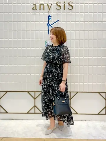 ANY SIS 中山 コーディネート画像
