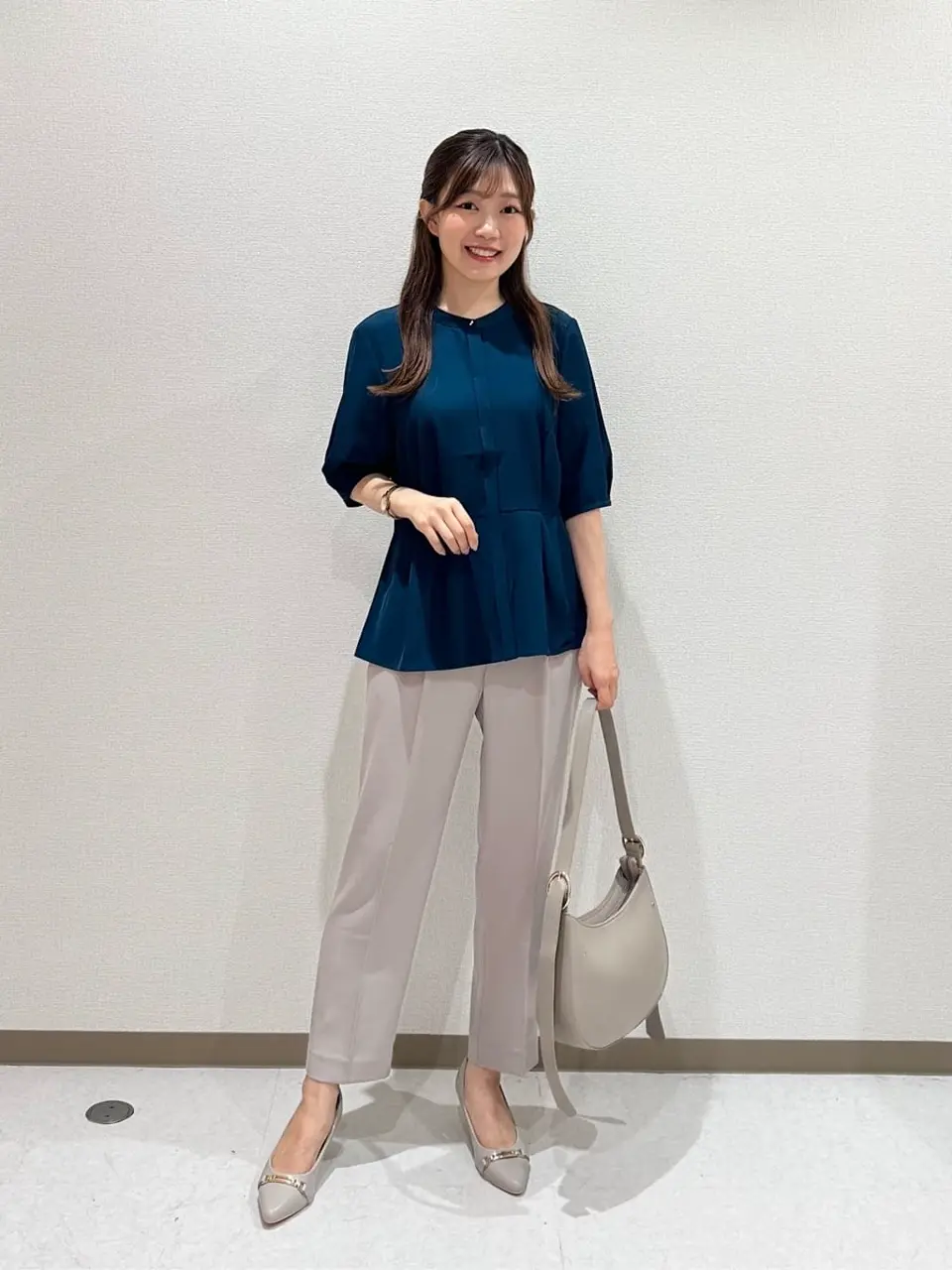 ANY SIS みぃ コーディネート画像