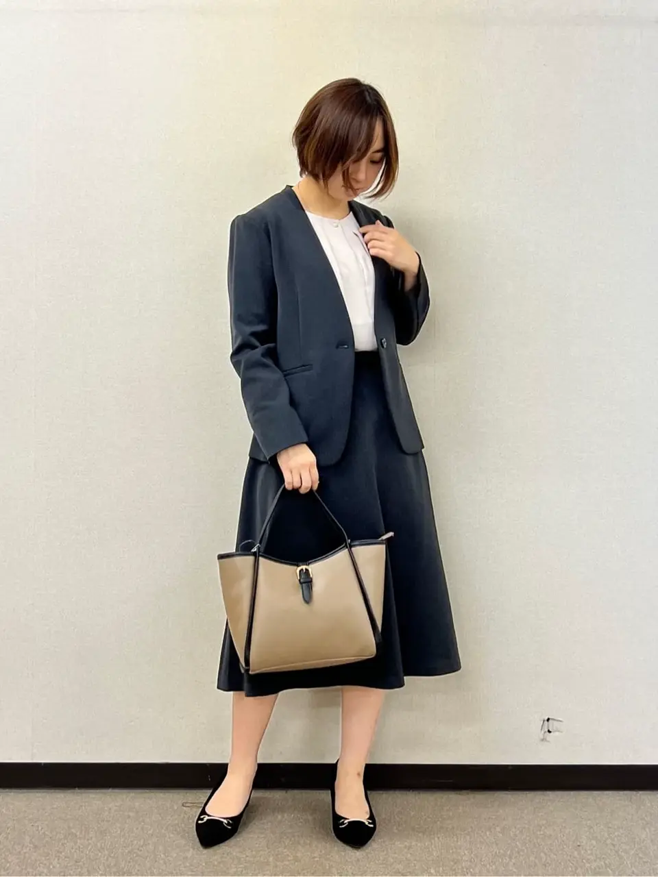 ANY SIS 村上 コーディネート画像