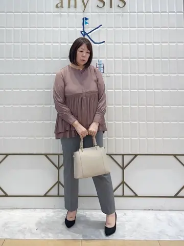 ANY SIS 西田 コーディネート画像