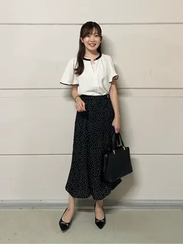 ANY SIS みぃ コーディネート画像