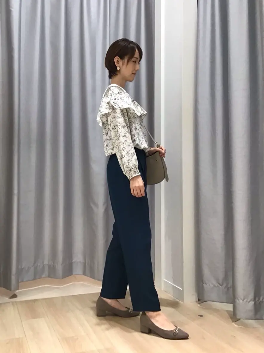 ANY SIS 田中 コーディネート画像