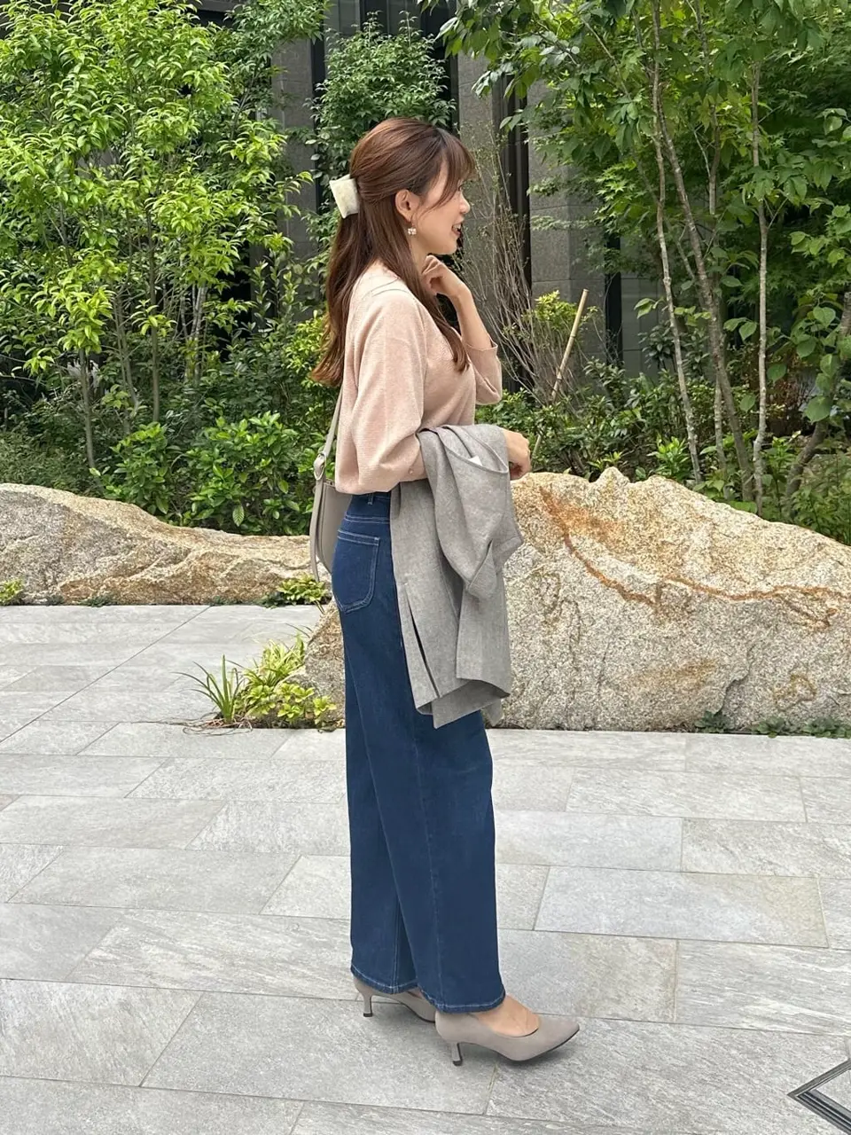 ANY SIS みぃ コーディネート画像