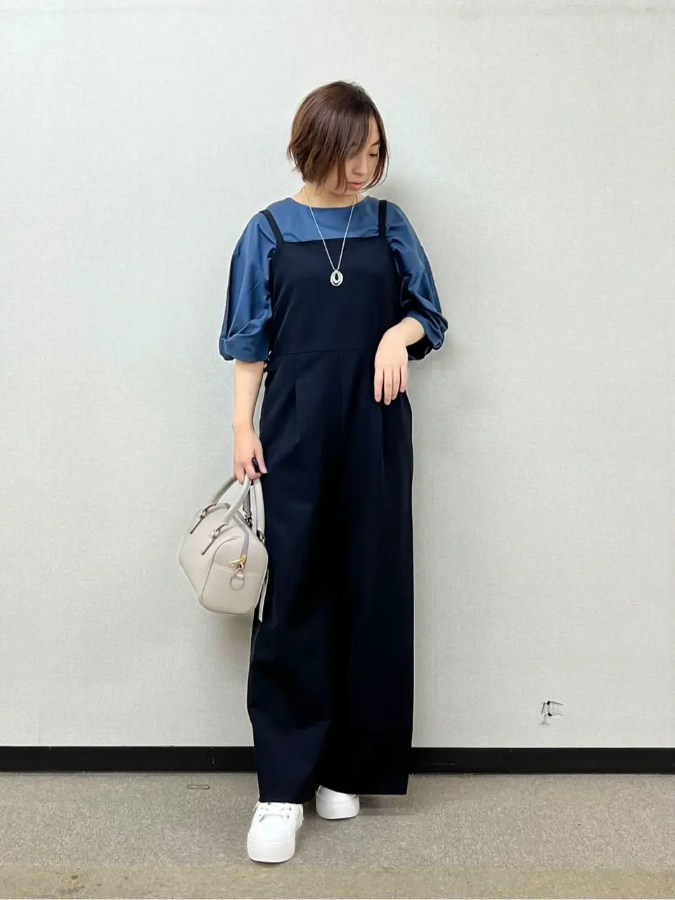 ANY SIS 村上 コーディネート画像