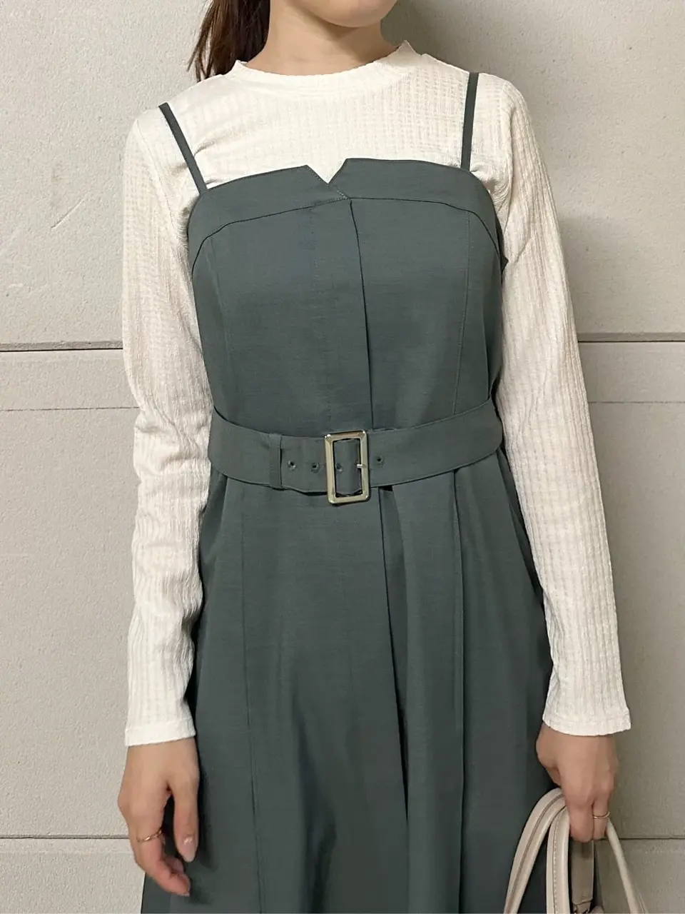 ANY SIS みぃ コーディネート画像