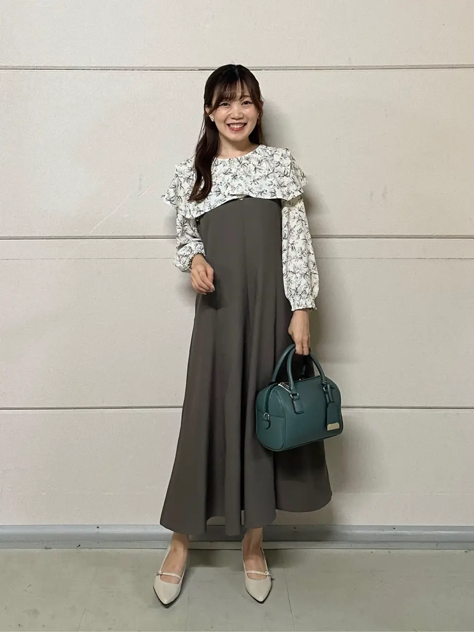 ANY SIS みぃ コーディネート画像