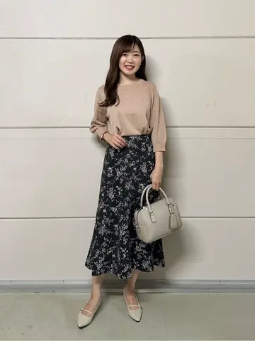 ANY SIS みぃ コーディネート画像