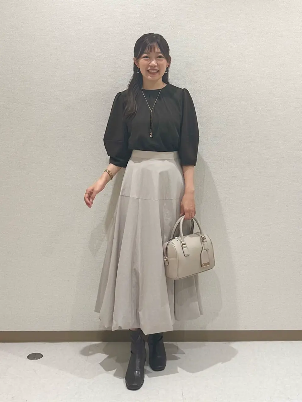 ANY SIS みぃ コーディネート画像