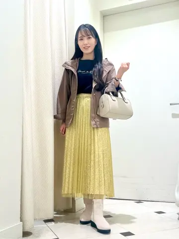 ANY SIS スタッフ コーディネート画像