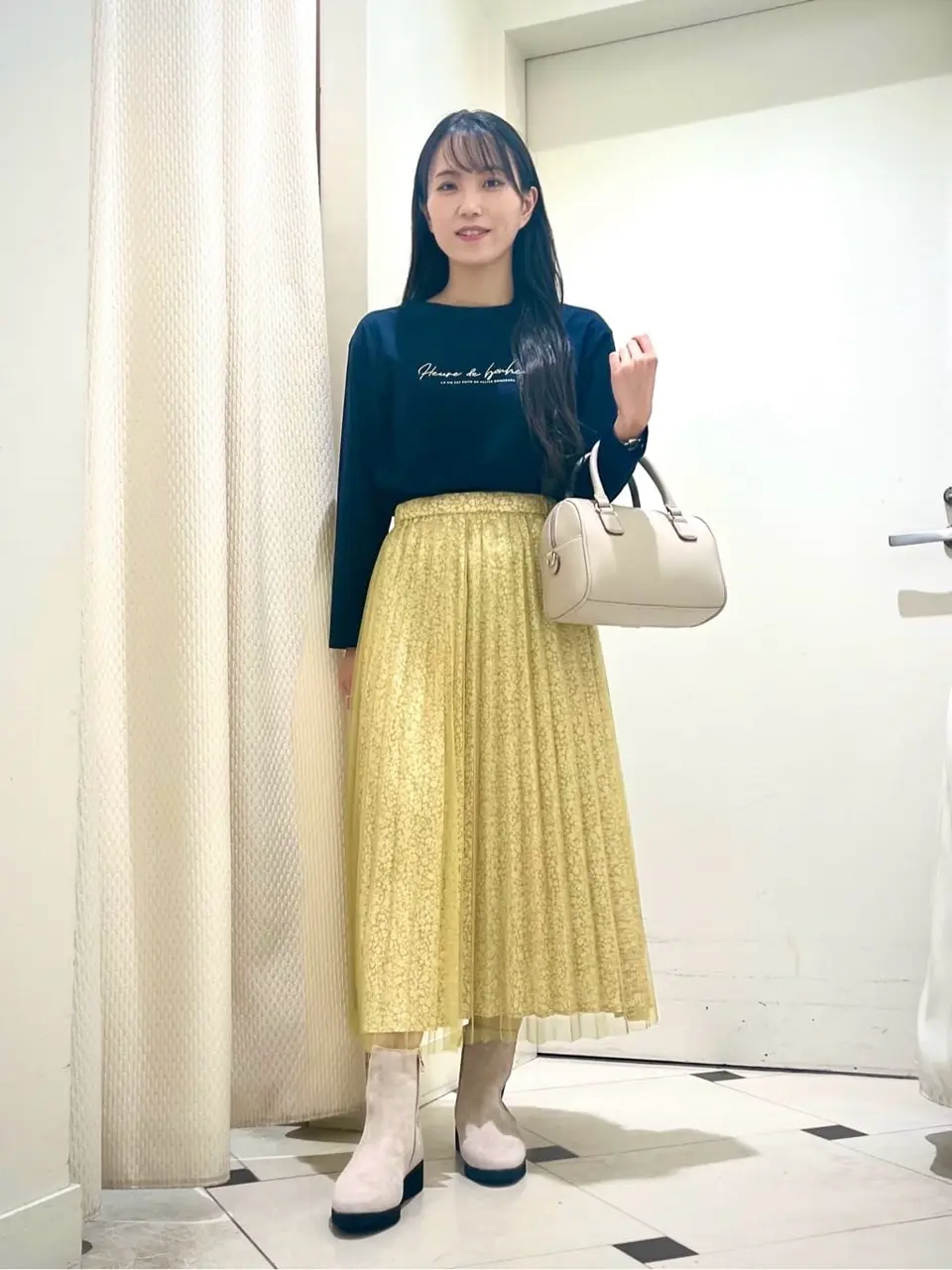 ANY SIS スタッフ コーディネート画像