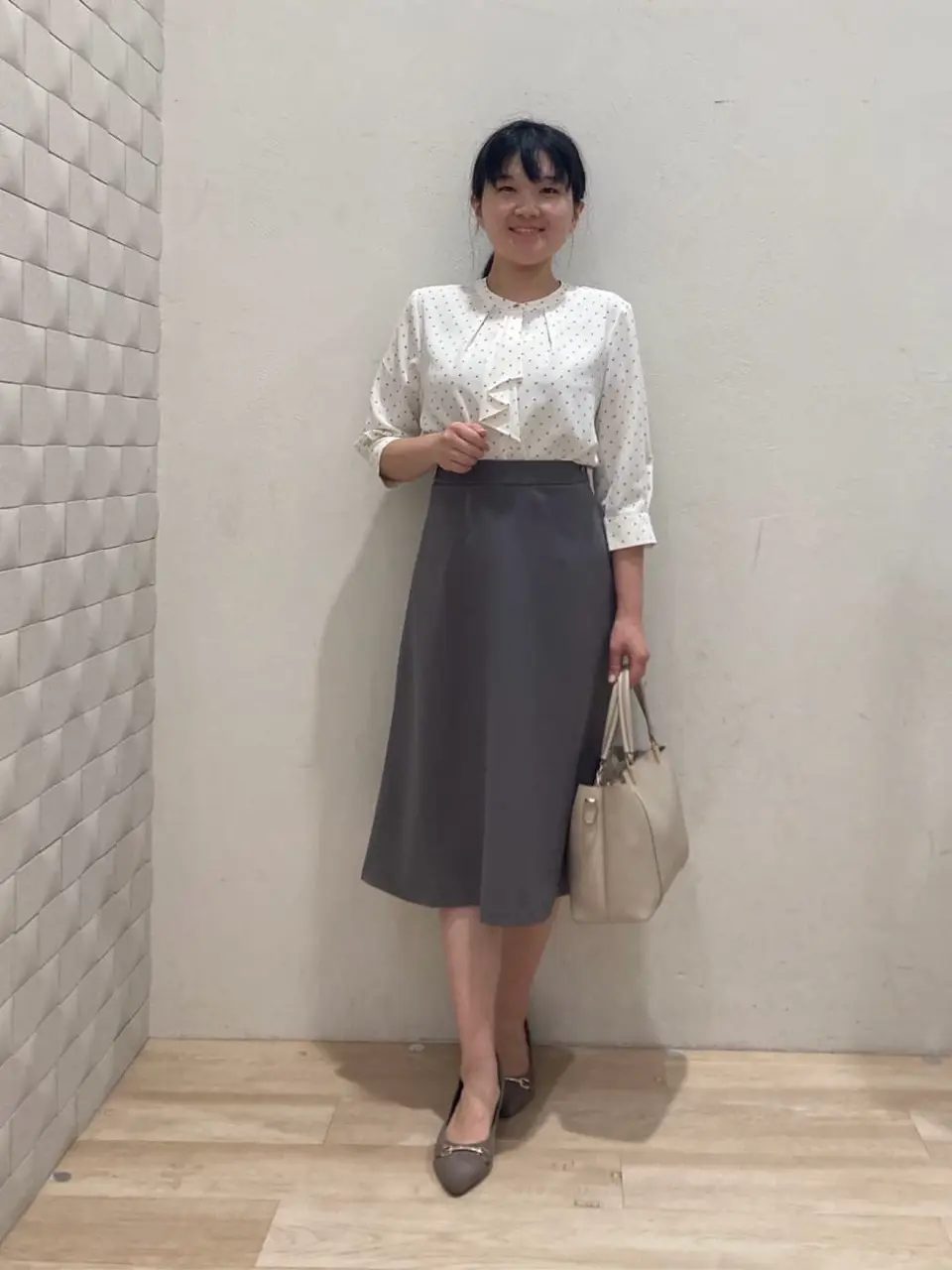 ANY SIS 川根　彩 コーディネート画像