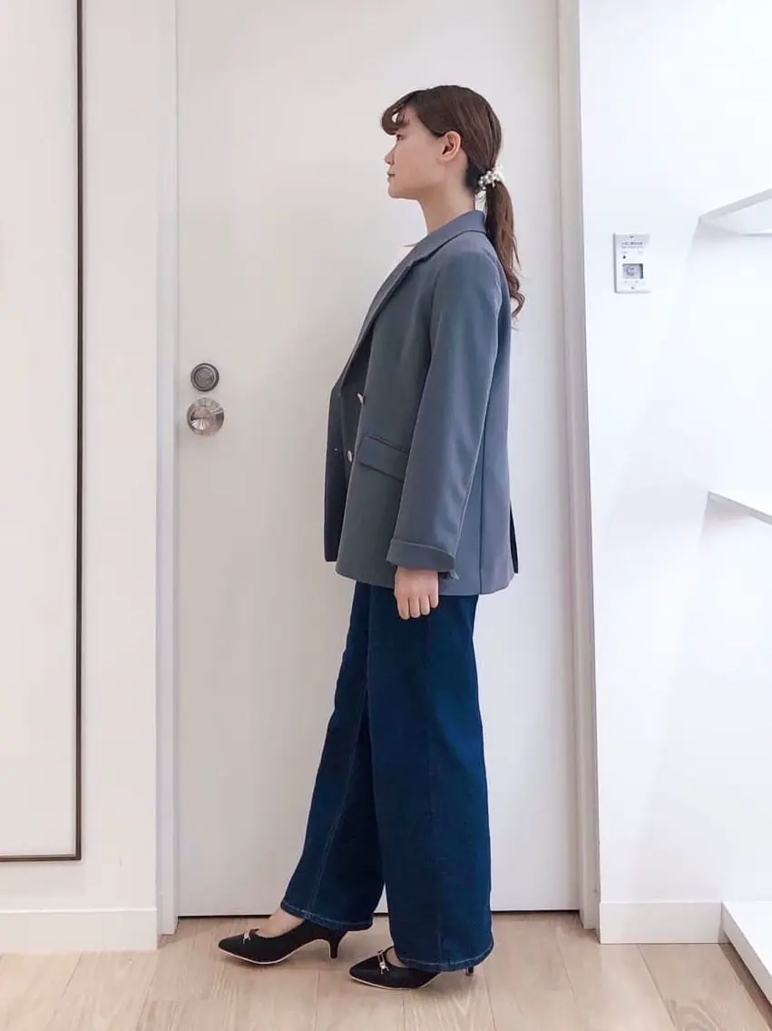 ANY SIS スタッフ コーディネート画像