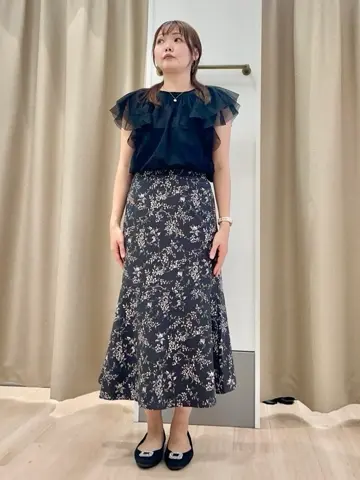 ANY SIS 笠羽 コーディネート画像