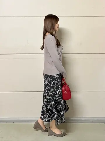 ANY SIS みぃ コーディネート画像