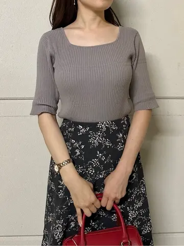 ANY SIS みぃ コーディネート画像