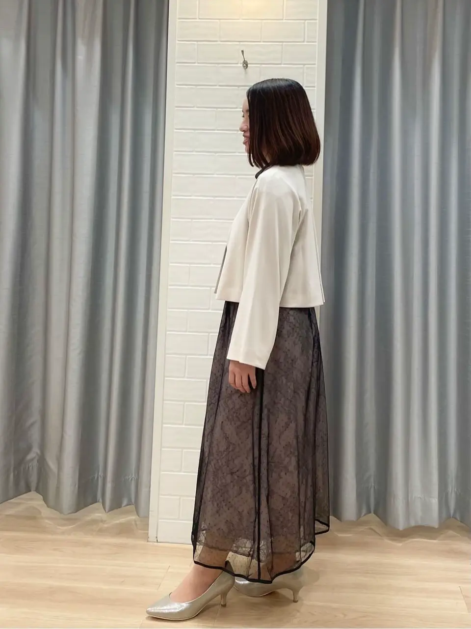 ANY SIS 丸岡 コーディネート画像