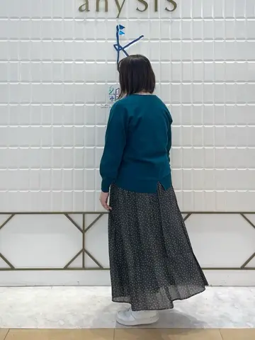 ANY SIS 西田 コーディネート画像