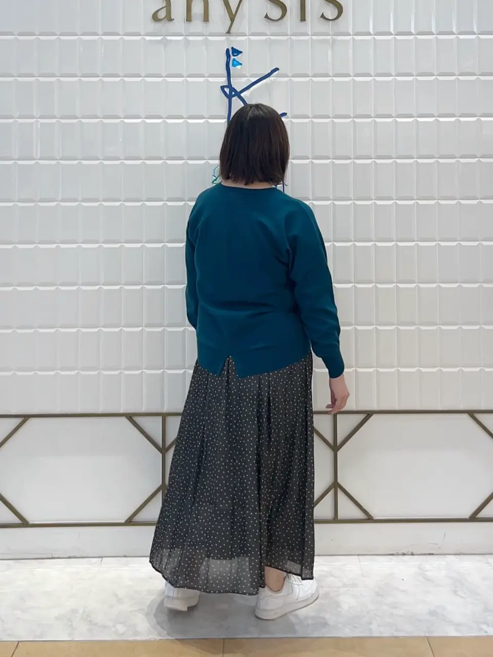 ANY SIS 西田 コーディネート画像
