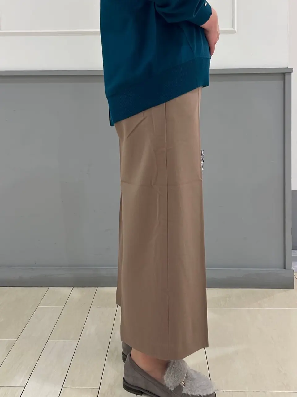 ANY SIS 堀部 コーディネート画像