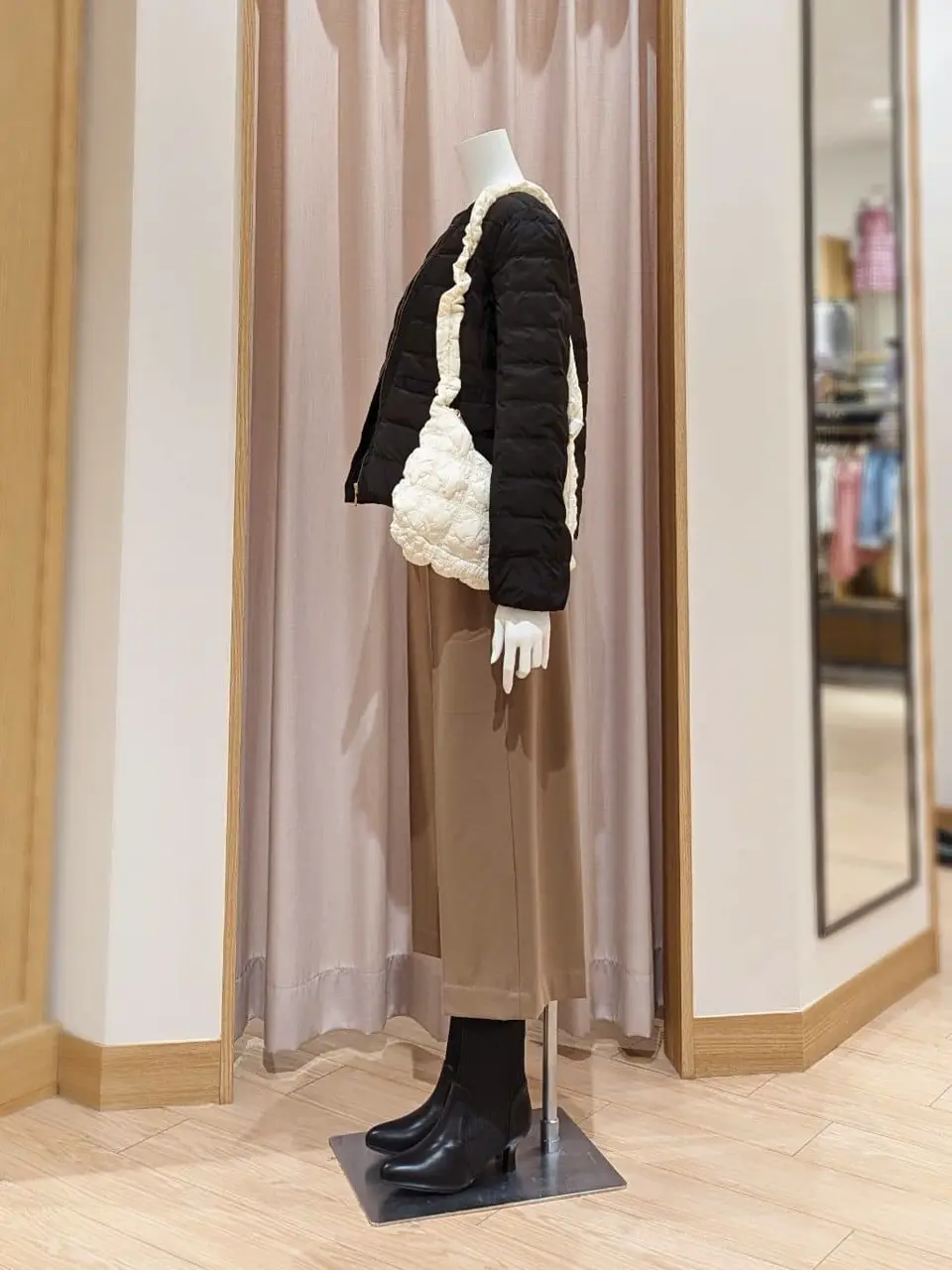 ANY SIS 岩田 コーディネート画像