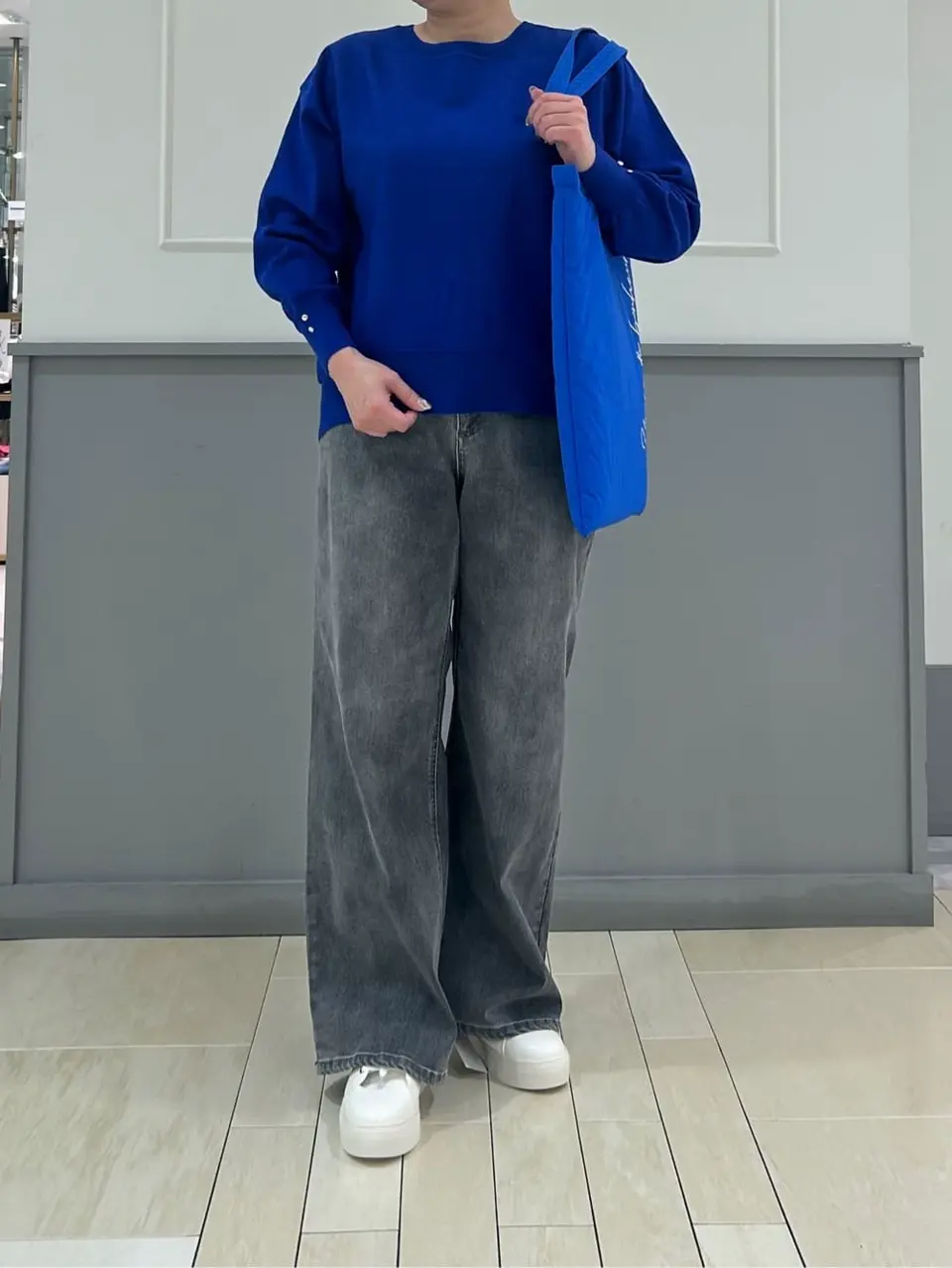 ANY SIS 堀部 コーディネート画像