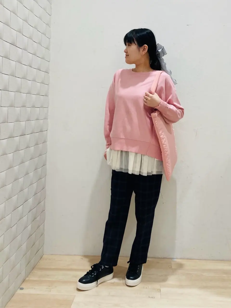 ANY SIS 川根　彩 コーディネート画像