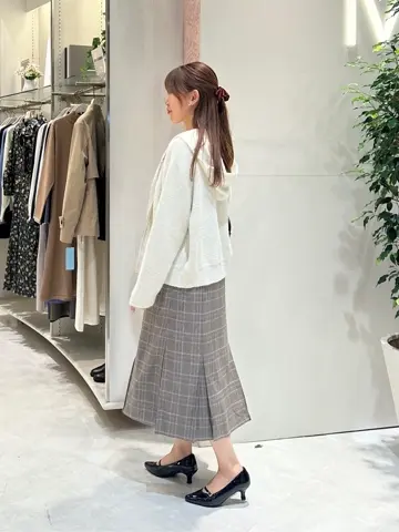 ANY SIS みぃ コーディネート画像