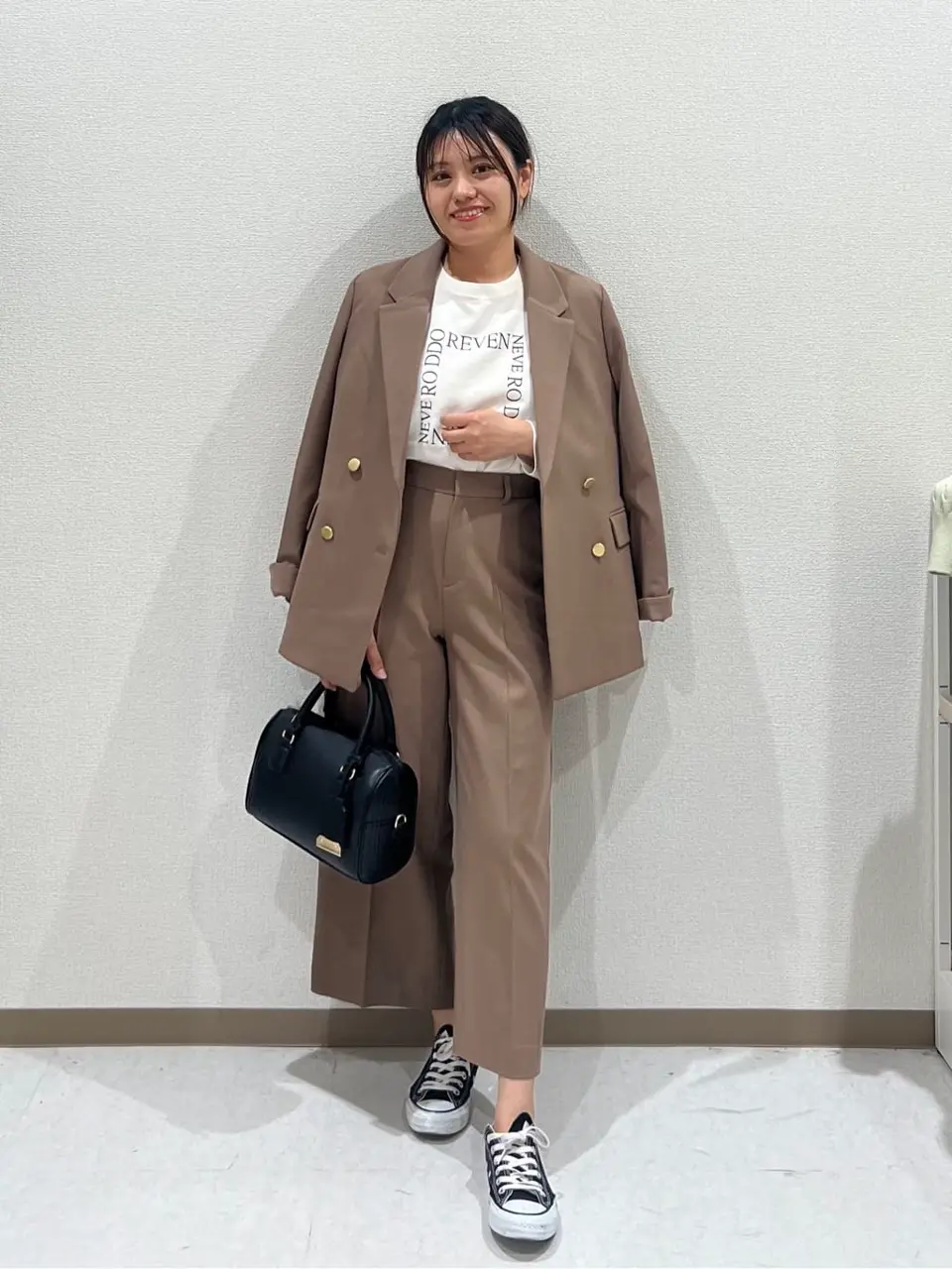 ANY SIS 浅倉 コーディネート画像