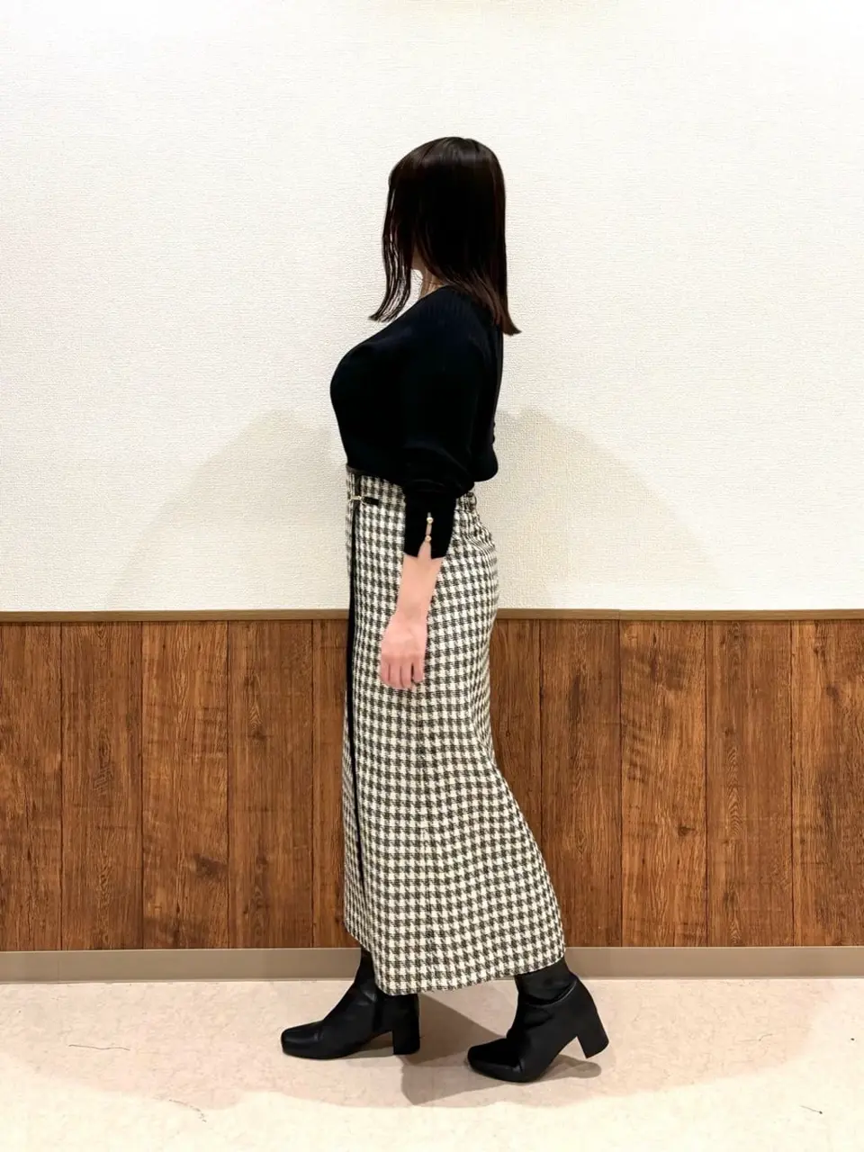 ANY SIS スタッフ コーディネート画像