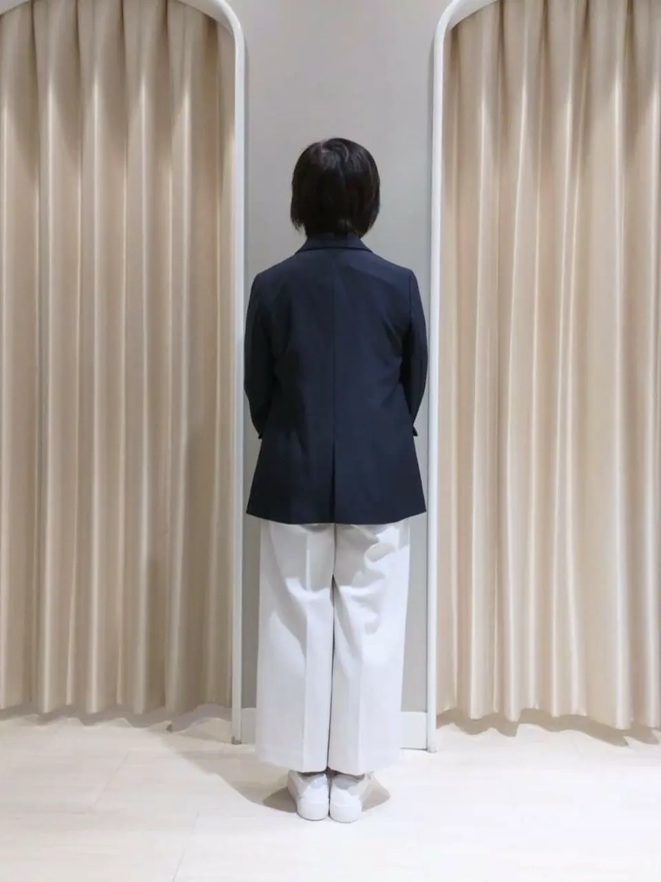 ANY SIS 岡本 コーディネート画像