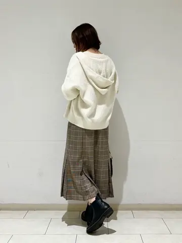 ANY SIS 村上 コーディネート画像