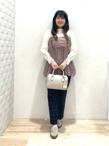 ANY SIS 川根　彩 コーディネート画像