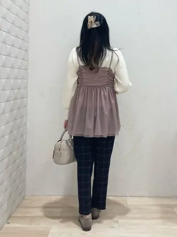 ANY SIS 川根　彩 コーディネート画像