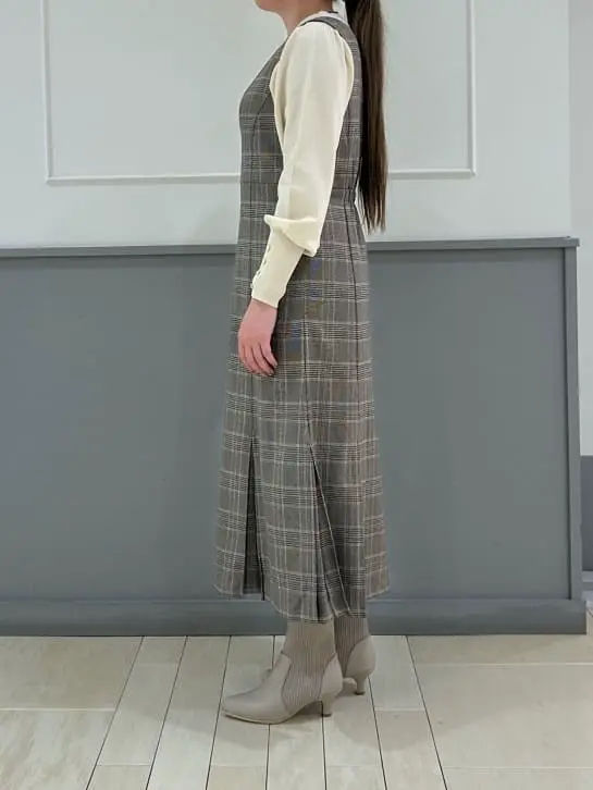 ANY SIS 咲本 コーディネート画像