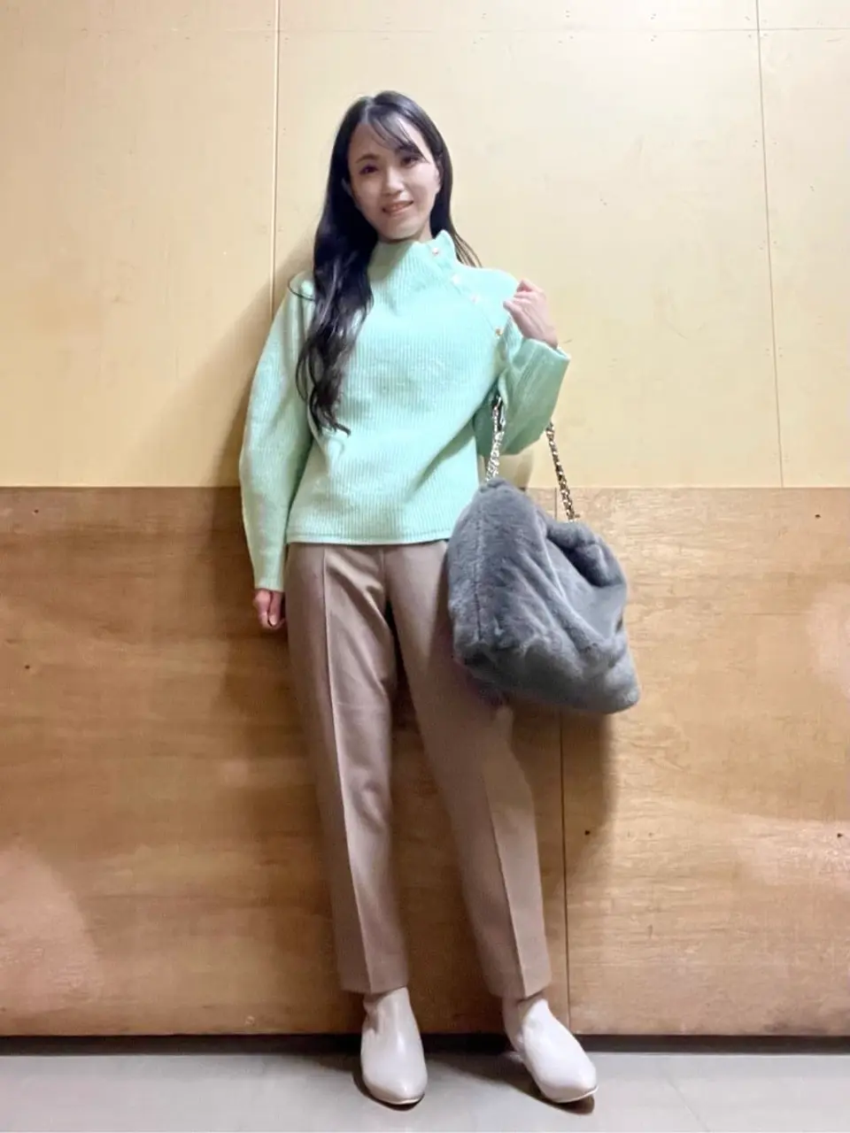 ANY SIS スタッフ コーディネート画像