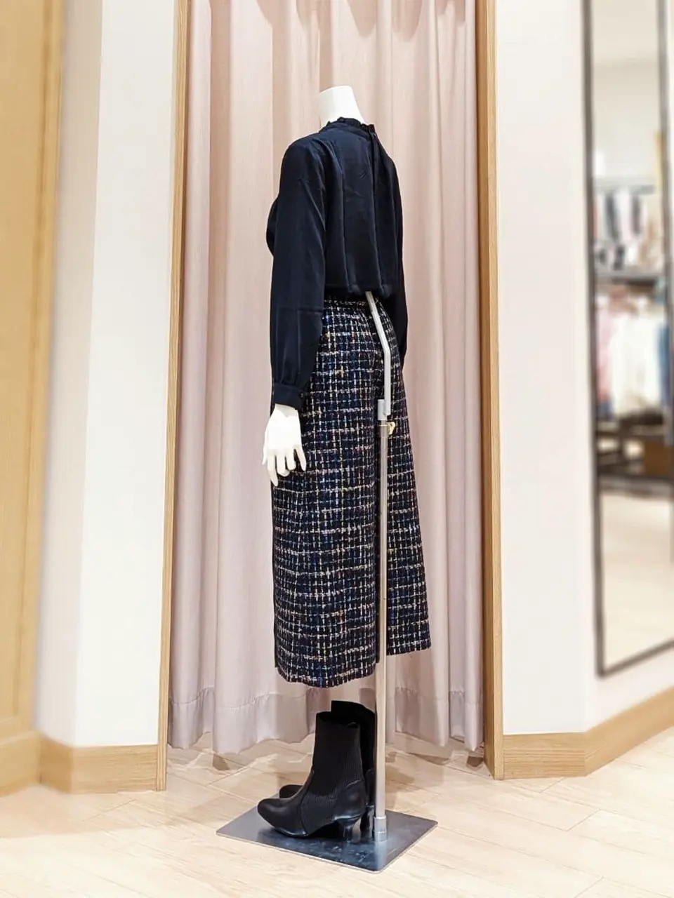 ANY SIS 岩田 コーディネート画像