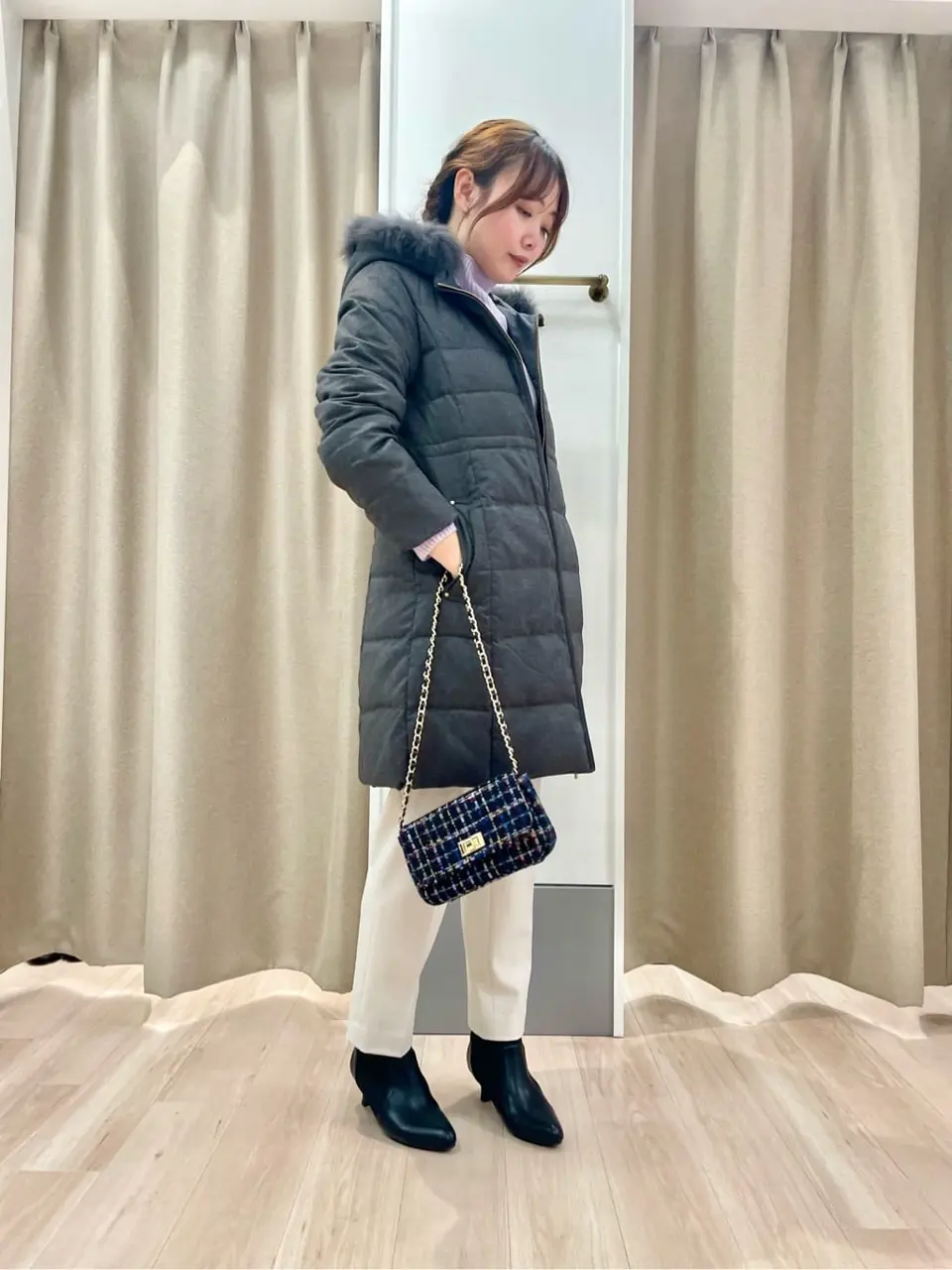 ANY SIS 笠羽 コーディネート画像