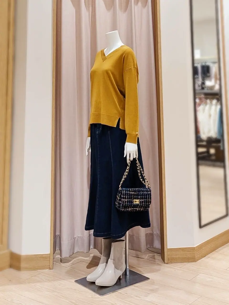 ANY SIS 岩田 コーディネート画像