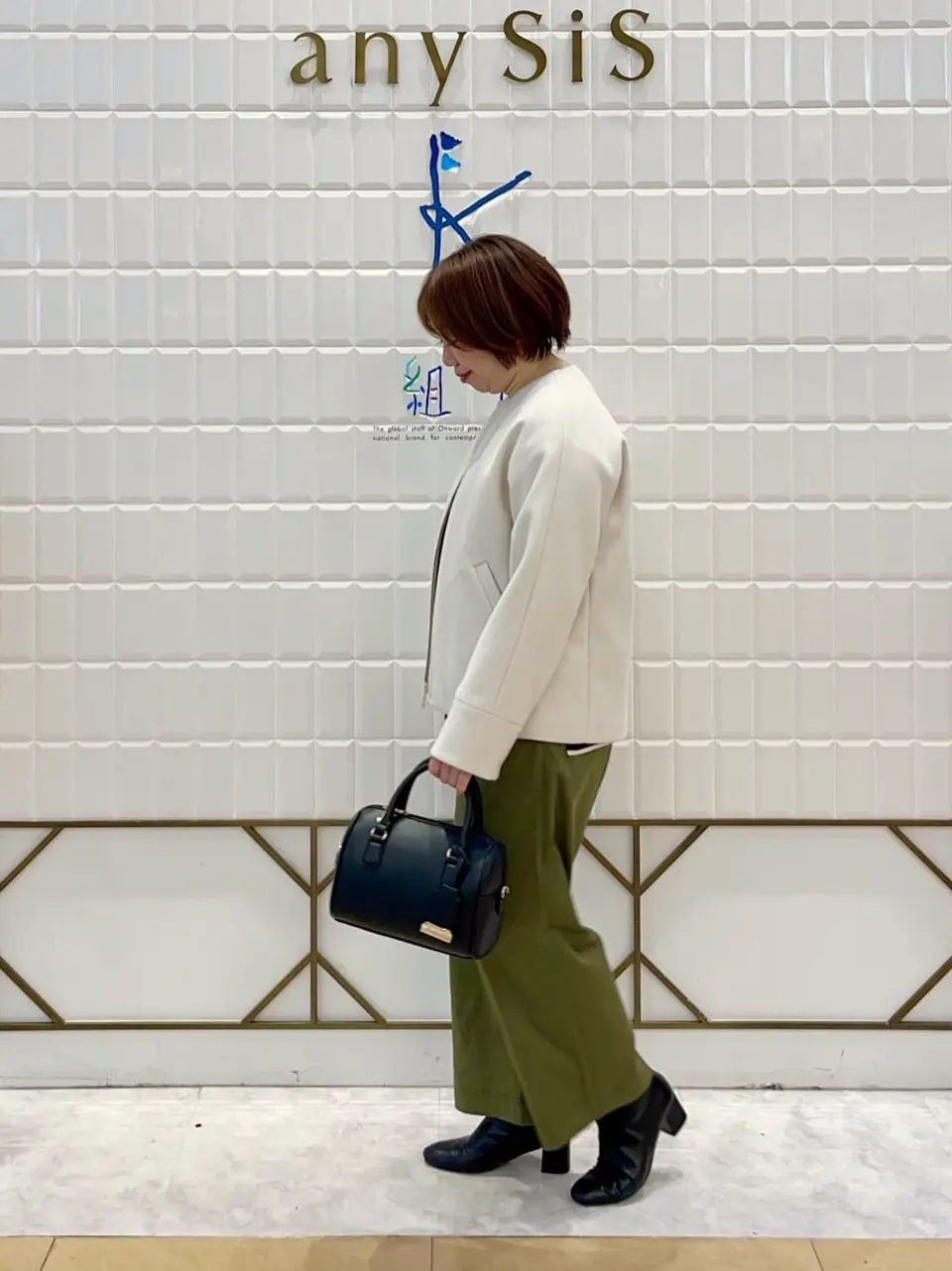 ANY SIS 中山 コーディネート画像
