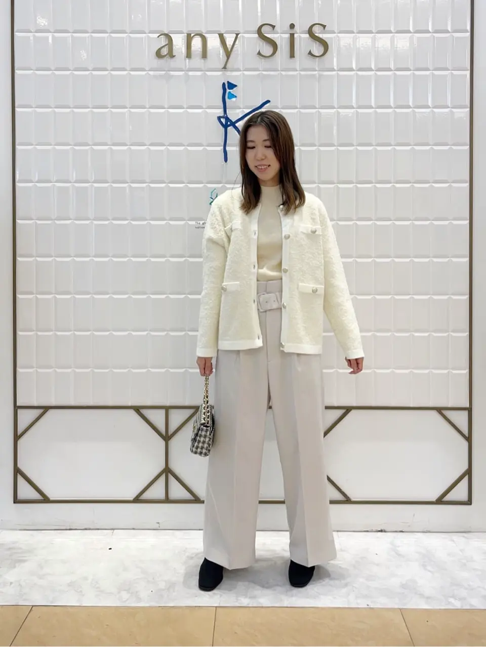 ANY SIS 上田 コーディネート画像