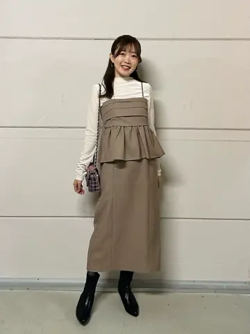 ANY SIS みぃ コーディネート画像