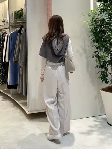 ANY SIS みぃ コーディネート画像